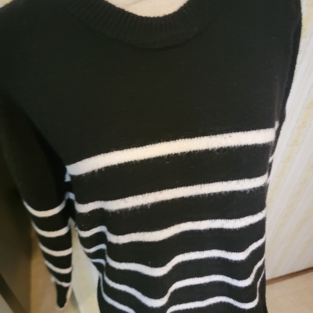 Inner Circle Sweater Sz L - Picture 4 of 6